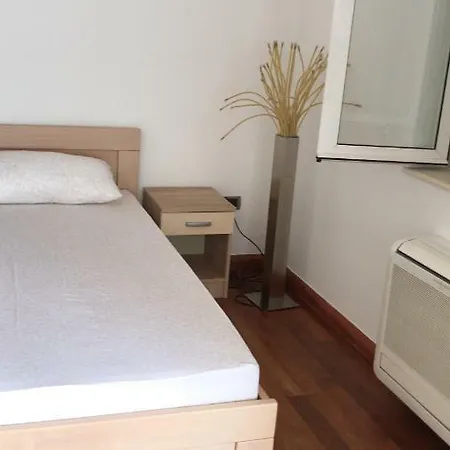 Dbk Studio Apartman *